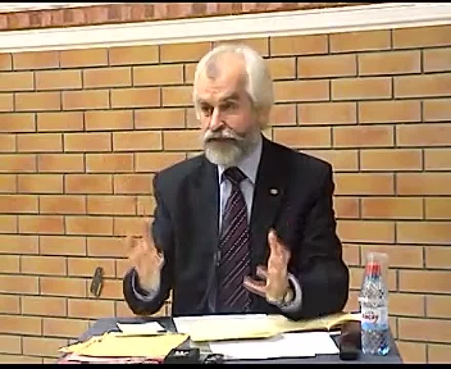АКАДЕМИЯ