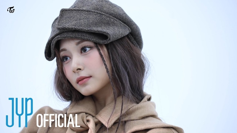 TZUYU из ("TWICE")
