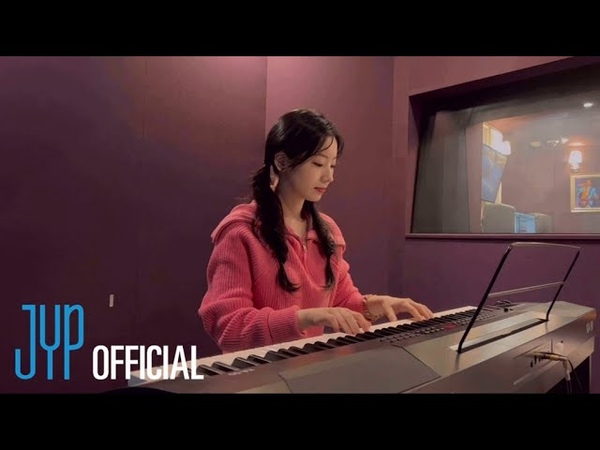 DAHYUN из TWICE