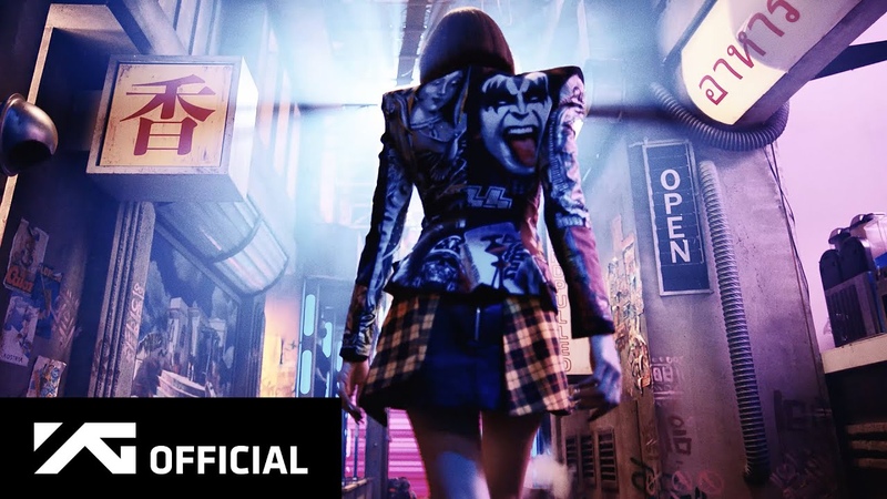 LISA из BLACKPINK