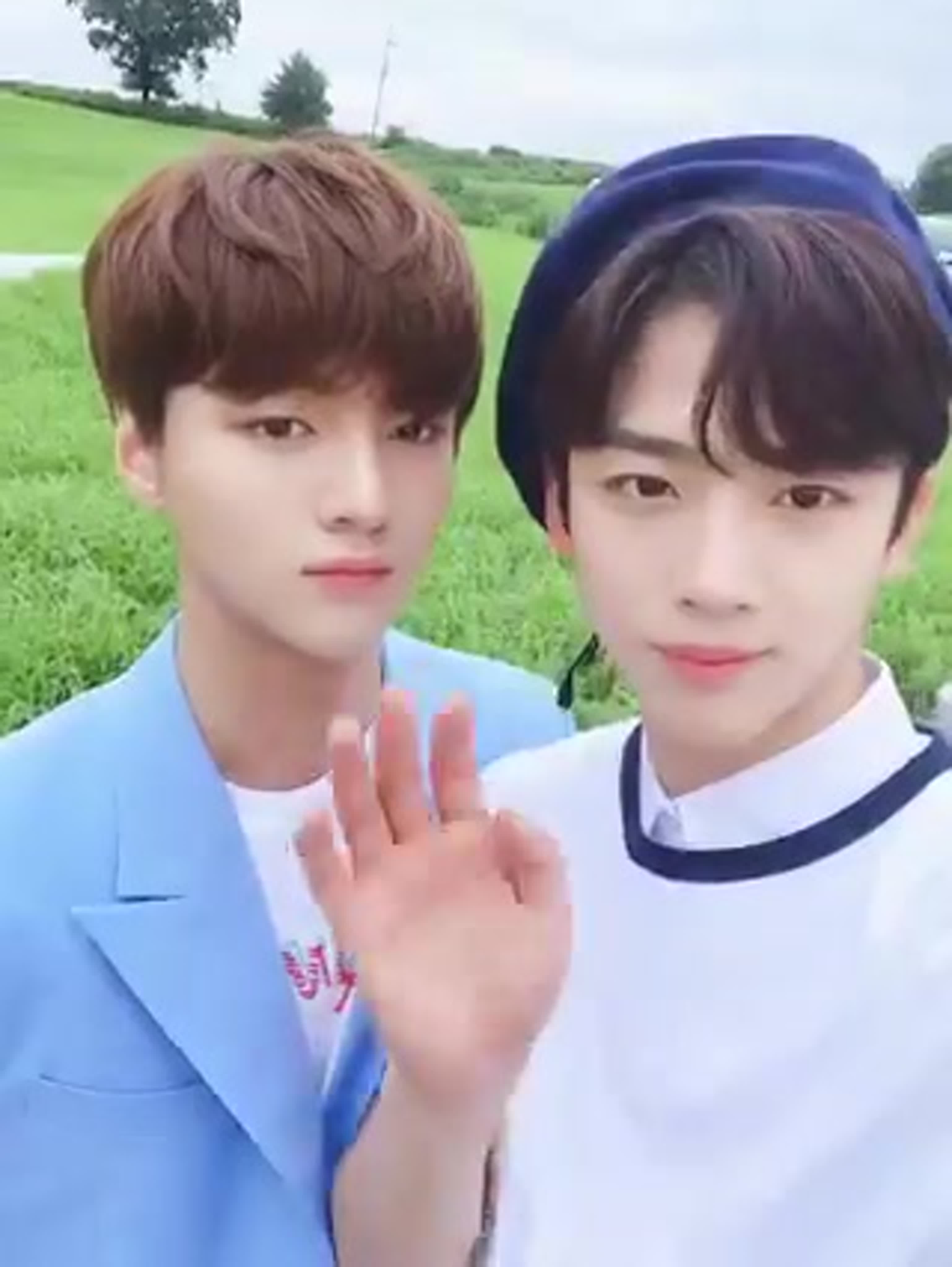 X1