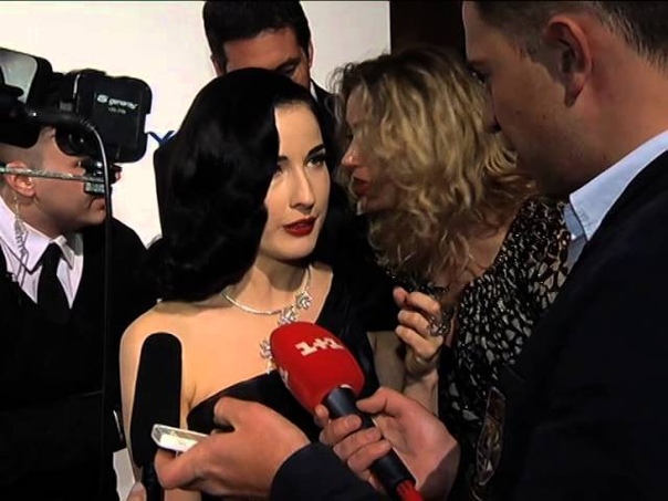 светская жизнь