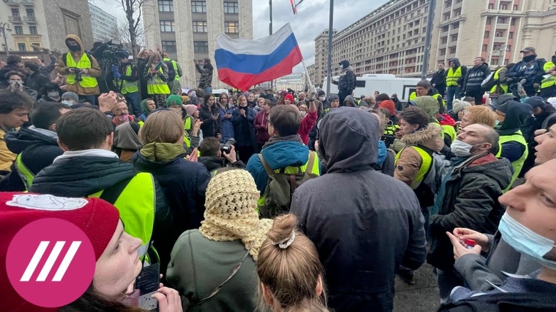 «Жесткие задержания в Челябинске и "титушки"»: Ольга Романова о митингах в поддержку Навального