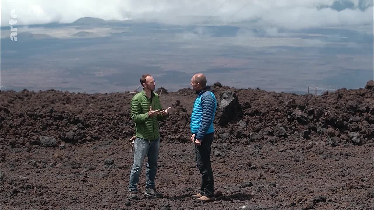 Des volcans et des hommes