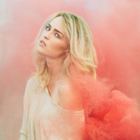 Цветной дым, краски Холи, меловые краски