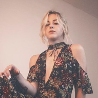 CHLOE LUKASIAK | ХЛОЯ ЛУКАСИАК